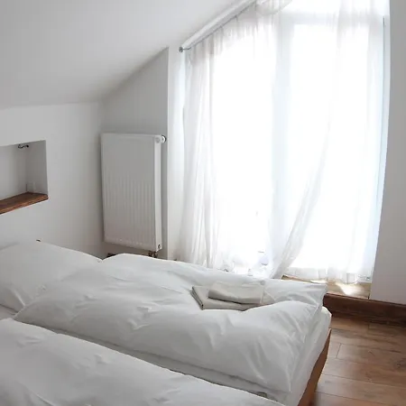Guest house Family Lorenz & Coffee House Prague