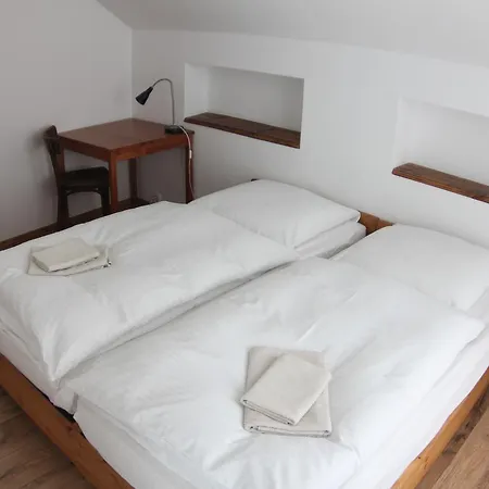 Gasthof Family Lorenz&coffee House Prag